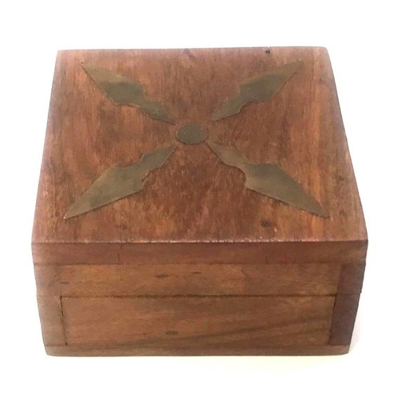 Vintage Brass Inlay Teak Trinket Box Made in India Pygmy Fund Red Felt Lining - Picture 2 of 8